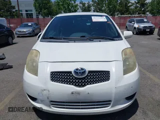 2008 Toyota Yaris with VIN JTDJT923X85140725, listed as a IAAI auction lot 42555401 with 226,449 mi miles and . Bid and sale history available at DreamBid. Image 6.