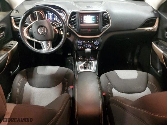 2018 Jeep Cherokee Latitude with VIN 1C4PJMCB2JD614848, listed as a Copart auction lot 48870545 with 101,431 mi miles and Clean Title. Bid and sale history available at carsss.com. Image 8.