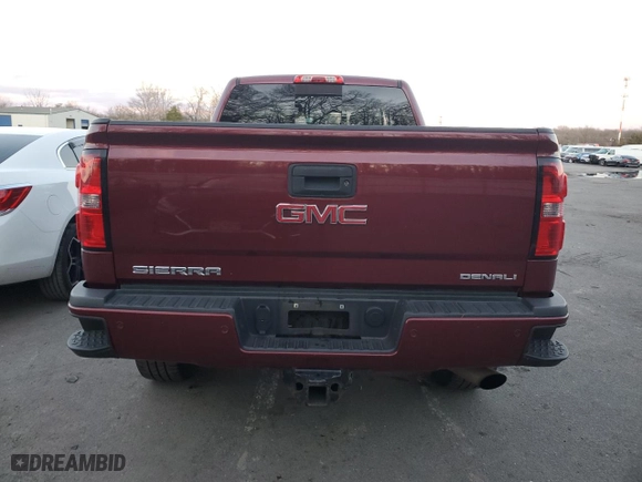 2015 GMC Sierra 2500HD available WiFi Denali with VIN 1GT120EG5FF165097, listed as a Copart auction lot 86124294 with 115,572 mi miles and Salvage Title. Bid and sale history available at carsss.com. Image 6.