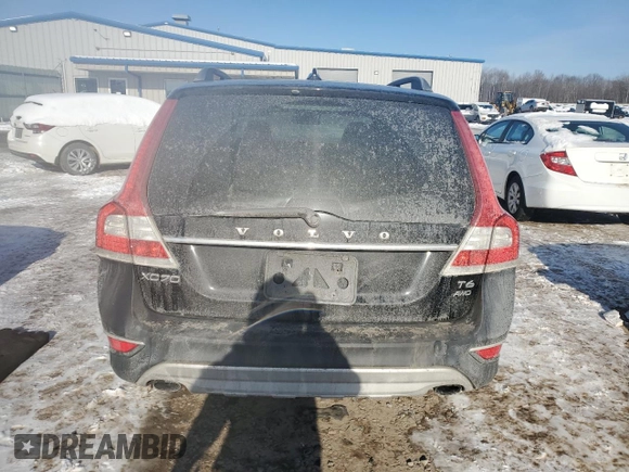 2014 Volvo XC70 T6 with VIN YV4902BZ4E1175705, listed as a Copart auction lot 86425084 with 150,987 mi miles and Clean Title. Bid and sale history available at DreamBid. Image 6.