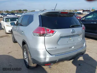 2014 Nissan Rogue SV with VIN 5N1AT2MT4EC774829, listed as a IAAI auction lot 41011911 with 128,607 mi miles. Bid and sale history available at carsss.com. Image 3.