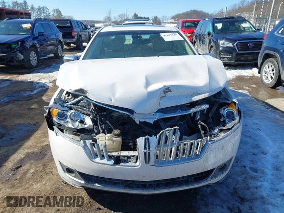 2011 Lincoln MKZ Hybrid with VIN 3LNDL2L31BR752945, listed as a IAAI auction lot 41439120 with 178,578 mi miles. Bid and sale history available at carsss.com. Image 12.