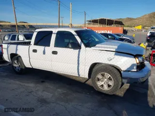2006 Chevrolet Silverado 1500 LT1 with VIN 2GCEC13TX61114030, listed as a IAAI auction lot 41805974 with 300,118 mi miles. Bid and sale history available at carsss.com. Image 14.
