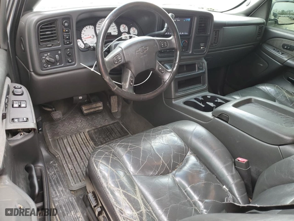 2003 Chevrolet Silverado 1500 LT with VIN 2GCEK19T431311054, listed as a Copart auction lot 50808845 with 228,632 mi miles and Salvage Title. Bid and sale history available at carsss.com. Image 8.