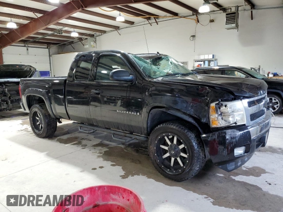2008 Chevrolet Silverado 1500 1LT with VIN 2GCEK19J881280767, listed as a Copart auction lot 56515215 with 165,875 mi miles and Clean Title. Bid and sale history available at DreamBid. Image 4.