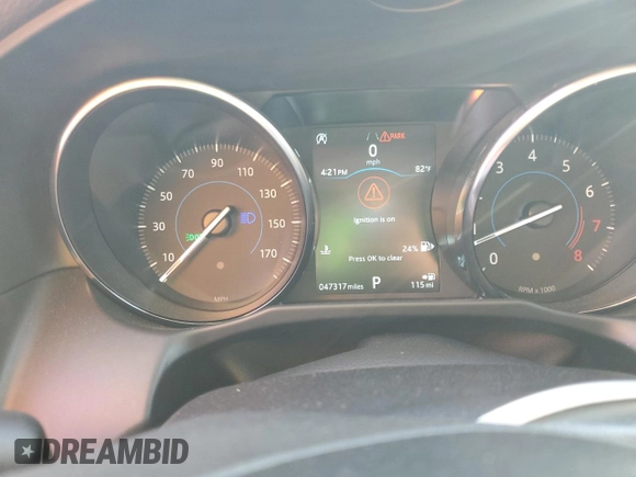 2019 Jaguar XF 25t Premium with VIN SAJBJ4FX4KCY81323, listed as a Copart auction lot 43764135 with 47,317 mi miles and Salvage Title. Bid and sale history available at carsss.com. Image 9.