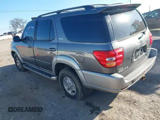 2003 Toyota Sequoia SR5 with VIN 5TDBT44A93S170580, listed as a IAAI auction lot 41739413 with 252,352 mi miles and . Bid and sale history available at DreamBid. Image 3.