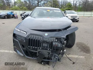2024 BMW 7 Series 740i xDrive with VIN WBA33EH09RCR24113, listed as a Copart auction lot 56699365 with Not provided miles and Salvage title. Bid and sale history available at DreamBid. Image 5.