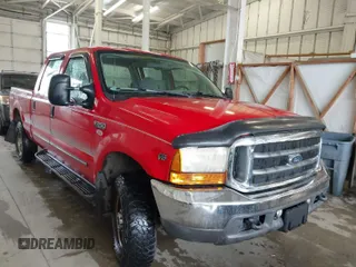 1999 Ford Super Duty F-250 XL with VIN 1FTNW21S5XEE03954, listed as a IAAI auction lot 41852010 with 159,288 mi miles. Bid and sale history available at carsss.com. Image 1.