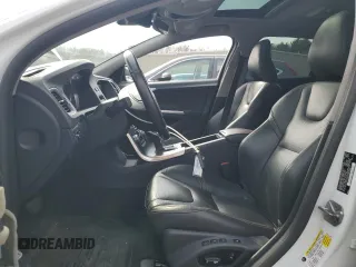2016 Volvo V60 T5 z VIN YV4612HK2G1005209, wystawiony jako Copart lot #54022275 z przebiegiem 119 680 mil mil oraz Szkoda całkowita • Salvage title. Historia ofert i sprzedaży dostępna na DreamBid. Obrazek 7.