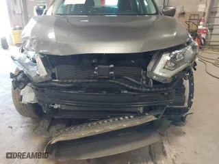 2018 Nissan Rogue S with VIN 5N1AT2MVXJC752295, listed as a IAAI auction lot 41883127 with 68,847 mi miles. Bid and sale history available at carsss.com. Image 6.