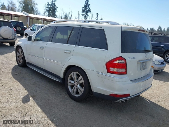 2011 Mercedes-Benz GL-Class GL 450 with VIN 4JGBF7BE6BA744591, listed as a IAAI auction lot 42047641 with 1 mi miles. Bid and sale history available at carsss.com. Image 3.