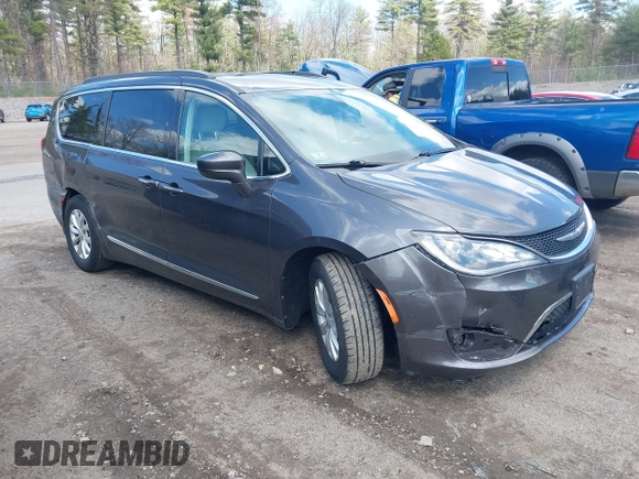 2017 Chrysler Pacifica Touring L with VIN 2C4RC1BGXHR667397, listed as a IAAI auction lot 42085117 with 63,996 mi miles and . Bid and sale history available at DreamBid. Image 1.