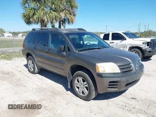 2005 Mitsubishi Endeavor LS with VIN 4A4MM21S65E016756, listed as a IAAI auction lot 41527970 with 168,913 mi miles. Bid and sale history available at carsss.com. Image 1.