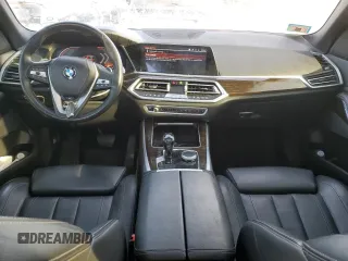 2019 BMW X5 xDrive40i with VIN 5UXCR6C56KLK81735, listed as a Copart auction lot 71709152 with 31,864 mi miles. Bid and sale history available at carsss.com. Image 8.
