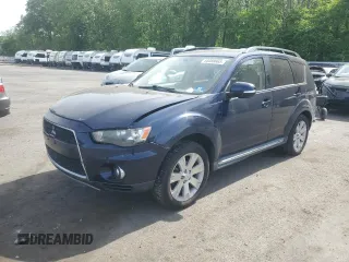2011 Mitsubishi Outlander SE z VIN JA4JT3AW9BU021757, wystawiony jako Copart lot #56088865 z przebiegiem 93 525 mil mil oraz Szkoda całkowita • Salvage title. Historia ofert i sprzedaży dostępna na DreamBid. Obrazek 1.