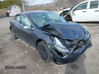 2018 Tesla Model 3 Long Range Battery z VIN 5YJ3E1EA8JF025866, wystawiony jako IAAI lot #41891417 z przebiegiem Nie podano mil oraz . Historia ofert i sprzedaży dostępna na DreamBid. Obrazek 1.