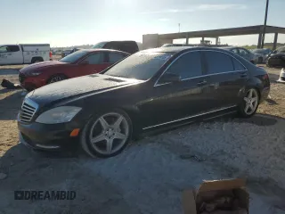 2011 Mercedes-Benz S-Class S 550 with VIN WDDNG7BBXBA400739, listed as a Copart auction lot 43224105 with 138,848 mi miles and Clean Title. Bid and sale history available at carsss.com. Image 1.