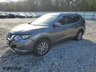 2018 Nissan Rogue SV with VIN JN8AT2MT8JW489858, listed as a Copart auction lot 46213885 with 189,917 mi miles and Salvage Title. Bid and sale history available at carsss.com. Image 1.