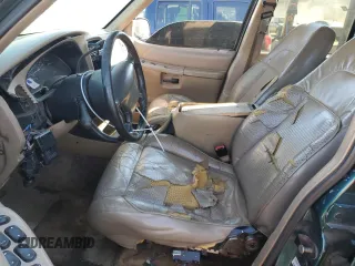 1998 Ford Explorer XLT z VIN 1FMZU32P8WZC33499, wystawiony jako Copart lot #46713545 z przebiegiem 371 924 mil mil oraz Szkoda całkowita • Salvage title. Historia ofert i sprzedaży dostępna na DreamBid. Obrazek 7.