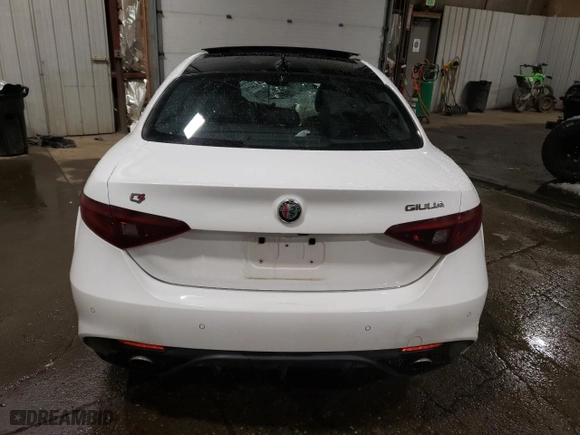 2018 Alfa Romeo Giulia Ti Sport with VIN ZARFAEEN1J7583797, listed as a Copart auction lot 84038744 with 0 mi miles and Salvage Title. Bid and sale history available at carsss.com. Image 6.