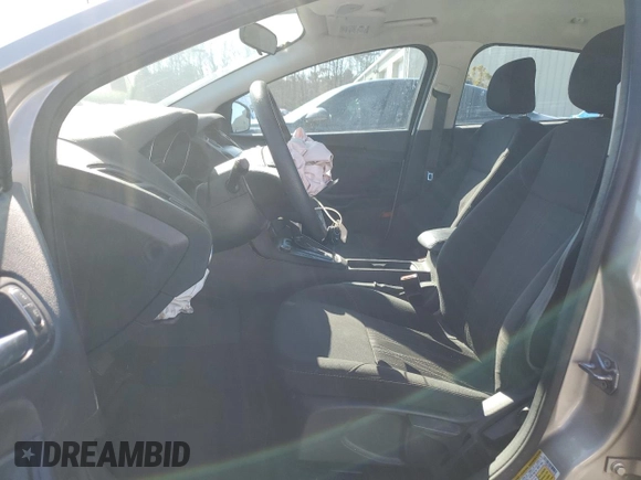 2018 Ford Focus SE with VIN 1FADP3F23JL219189, listed as a Copart auction lot 52209335 with 101,180 mi miles and Salvage title. Bid and sale history available at DreamBid. Image 7.
