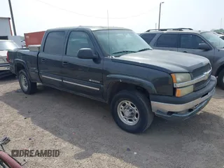 2003 Chevrolet Silverado 1500HD LS with VIN 1GCGK13U23F209383, listed as a IAAI auction lot 41748688 with 221,966 mi miles and . Bid and sale history available at DreamBid. Image 1.