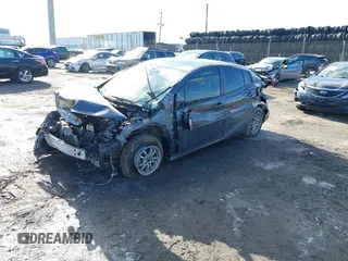 2018 Toyota Prius Two z VIN JTDKARFU4J3056141, wystawiony jako IAAI lot #41525929 z przebiegiem 127 414 mil mil oraz . Historia ofert i sprzedaży dostępna na DreamBid. Obrazek 2.