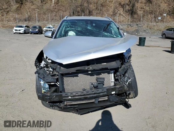 2019 Hyundai Tucson SEL z VIN KM8J3CAL6KU938209, wystawiony jako Copart lot #53404545 z przebiegiem 77 811 mil mil oraz Szkoda całkowita • Salvage title. Historia ofert i sprzedaży dostępna na DreamBid. Obrazek 5.
