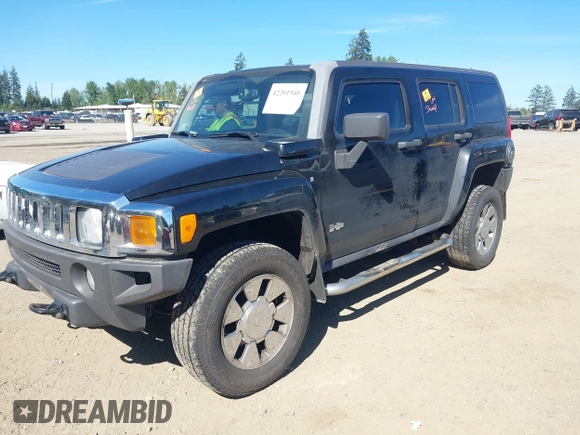 2007 Hummer H3 SUV with VIN 5GTDN13E378169059, listed as a IAAI auction lot 42201940 with 150,487 mi miles. Bid and sale history available at carsss.com. Image 2.
