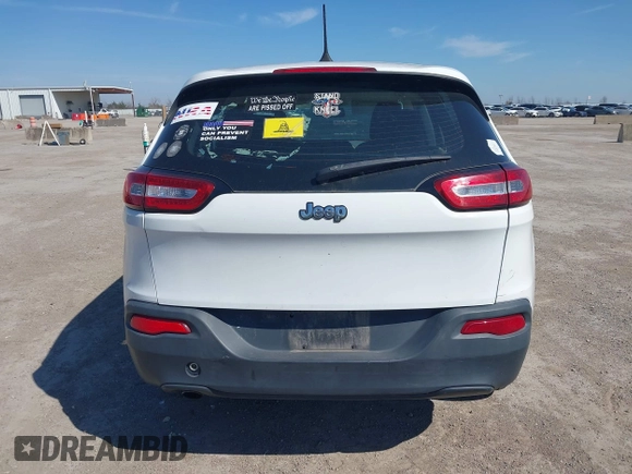 2017 Jeep Cherokee Sport with VIN 1C4PJMAB1HW668725, listed as a IAAI auction lot 41589425 with 185,316 mi miles. Bid and sale history available at carsss.com. Image 16.