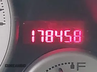 2002 Acura RSX Auto z VIN JH4DC54872C031266, wystawiony jako IAAI lot #42279279 z przebiegiem 178 458 mil mil oraz . Historia ofert i sprzedaży dostępna na DreamBid. Obrazek 13.