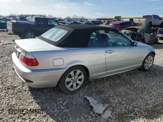 2006 BMW 3 Series 325Ci with VIN WBABW33446PX88432, listed as a Copart auction lot 44677295 with 137,582 mi miles and Salvage Title. Bid and sale history available at carsss.com. Image 3.