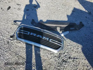 2021 Ram 1500 Big Horn z VIN 1C6RREFT2MN708195, wystawiony jako Copart lot #45969205 z przebiegiem 112 098 mil mil oraz Szkoda całkowita • Salvage title. Historia ofert i sprzedaży dostępna na DreamBid. Obrazek 12.