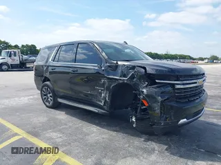 2024 Chevrolet Tahoe LT with VIN 1GNSCNKD5RR119420, listed as a IAAI auction lot 42099843 with 25,528 mi miles and . Bid and sale history available at DreamBid. Image 6.