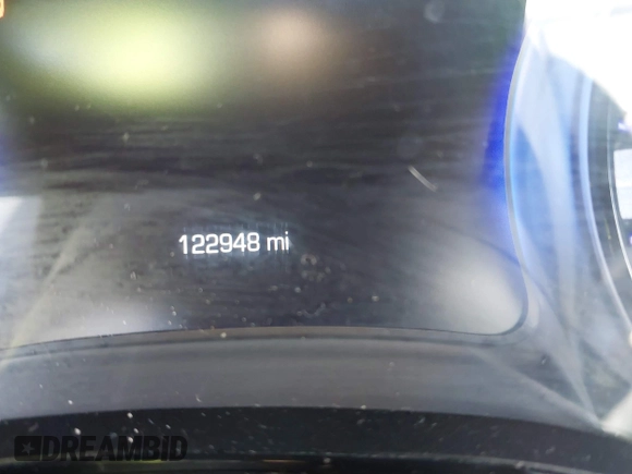2016 Chrysler 300 with VIN 2C3CCAGG7GH349308, listed as a IAAI auction lot 41701646 with 122,948 mi miles. Bid and sale history available at carsss.com. Image 7.