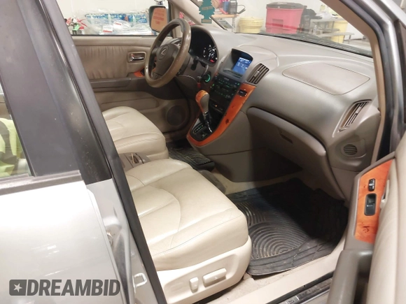 2002 Lexus RX with VIN JTJHF10U020292307, listed as a IAAI auction lot 41703412 with 221,843 mi miles and . Bid and sale history available at carsss.com. Image 5.