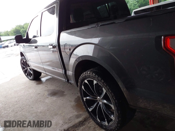 2015 Ford F-150 XL with VIN 1FTEW1CP9FKE38337, listed as a IAAI auction lot 42197333 with 308,578 mi miles and . Bid and sale history available at DreamBid. Image 14.