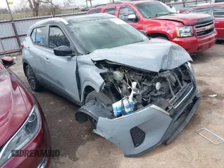 2022 Nissan Kicks SV with VIN 3N1CP5CV2NL495330, listed as a IAAI auction lot 41712491 with 58,445 mi miles. Bid and sale history available at carsss.com. Image 1.