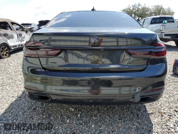 2019 BMW 7 Series 740i with VIN WBA7E2C51KB454698, listed as a Copart auction lot 67082613 with 10,000 mi miles. Bid and sale history available at carsss.com. Image 6.
