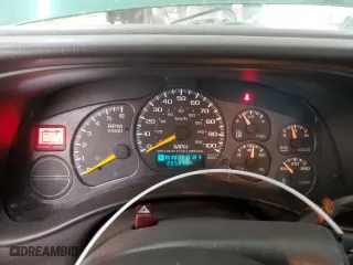 2000 Chevrolet Silverado 1500 with VIN 1GCEC14V9YE336558, listed as a Copart auction lot 48103205 with 265,858 mi miles and Clean Title. Bid and sale history available at carsss.com. Image 9.