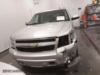 2010 Chevrolet Suburban LT with VIN 1GNUKJE37AR236296, listed as a IAAI auction lot 41654842 with 259,914 mi miles. Bid and sale history available at carsss.com. Image 12.