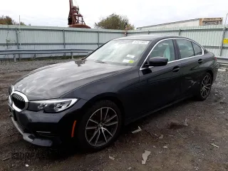 2020 BMW 3 Series 330i xDrive with VIN 3MW5R7J03L8B34723, listed as a Copart auction lot 67551602 with 23,702 mi miles. Bid and sale history available at carsss.com. Image 1.
