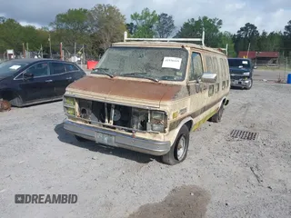 1983 Chevrolet Chevy Van z VIN 2GBEG25H9D4158345, wystawiony jako IAAI lot #41936449 z przebiegiem 17 406 mil mil oraz . Historia ofert i sprzedaży dostępna na DreamBid. Obrazek 2.