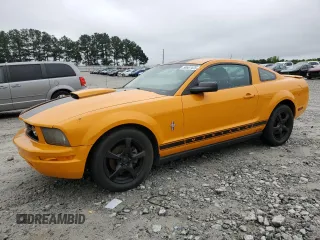 2007 Ford Mustang Deluxe z VIN 1ZVFT80N675218322, wystawiony jako Copart lot #58667435 z przebiegiem 159 320 mil mil oraz Czysty tytuł • Clean title. Historia ofert i sprzedaży dostępna na DreamBid. Obrazek 1.