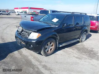 2011 Nissan Pathfinder SV with VIN 5N1AR1NN8BC602565, listed as a IAAI auction lot 41470509 with 238,485 mi miles. Bid and sale history available at carsss.com. Image 2.