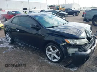 2013 Kia Forte SX с VIN KNAFW6A34D5674792, выставлен на аукционе IAAI как лот 41738504 с пробегом 129 752 миль миль и . История ставок и продаж доступна на DreamBid. Изображение 1.