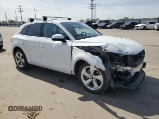 2021 Audi Q5 Premium Plus with VIN WA1BAAFYXM2051891, listed as a Copart auction lot 52320605 with 26,747 mi miles and Salvage Title. Bid and sale history available at carsss.com. Image 4.