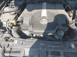 2004 Mercedes-Benz CLK 500 z VIN WDBTK75G04T005286, wystawiony jako IAAI lot #41523783 z przebiegiem 129 180 mil mil oraz . Historia ofert i sprzedaży dostępna na DreamBid. Obrazek 10.