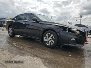 2020 Nissan Altima S with VIN 1N4BL4BV5LC284296, listed as a Copart auction lot 58812365 with 80,557 mi miles and Salvage title. Bid and sale history available at DreamBid. Image 4.